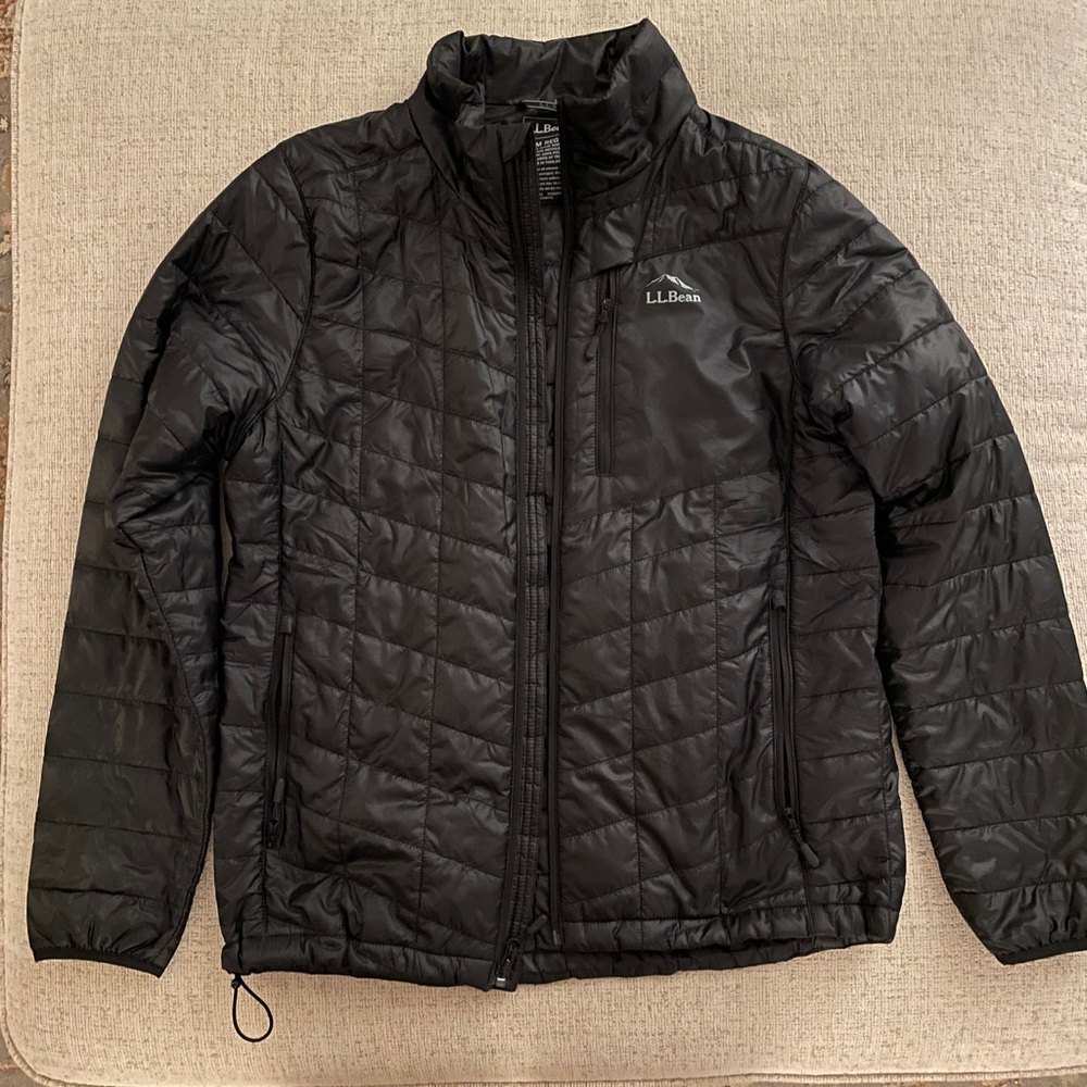 L.L. Bean PrimaLoft Packaway Black Jacket